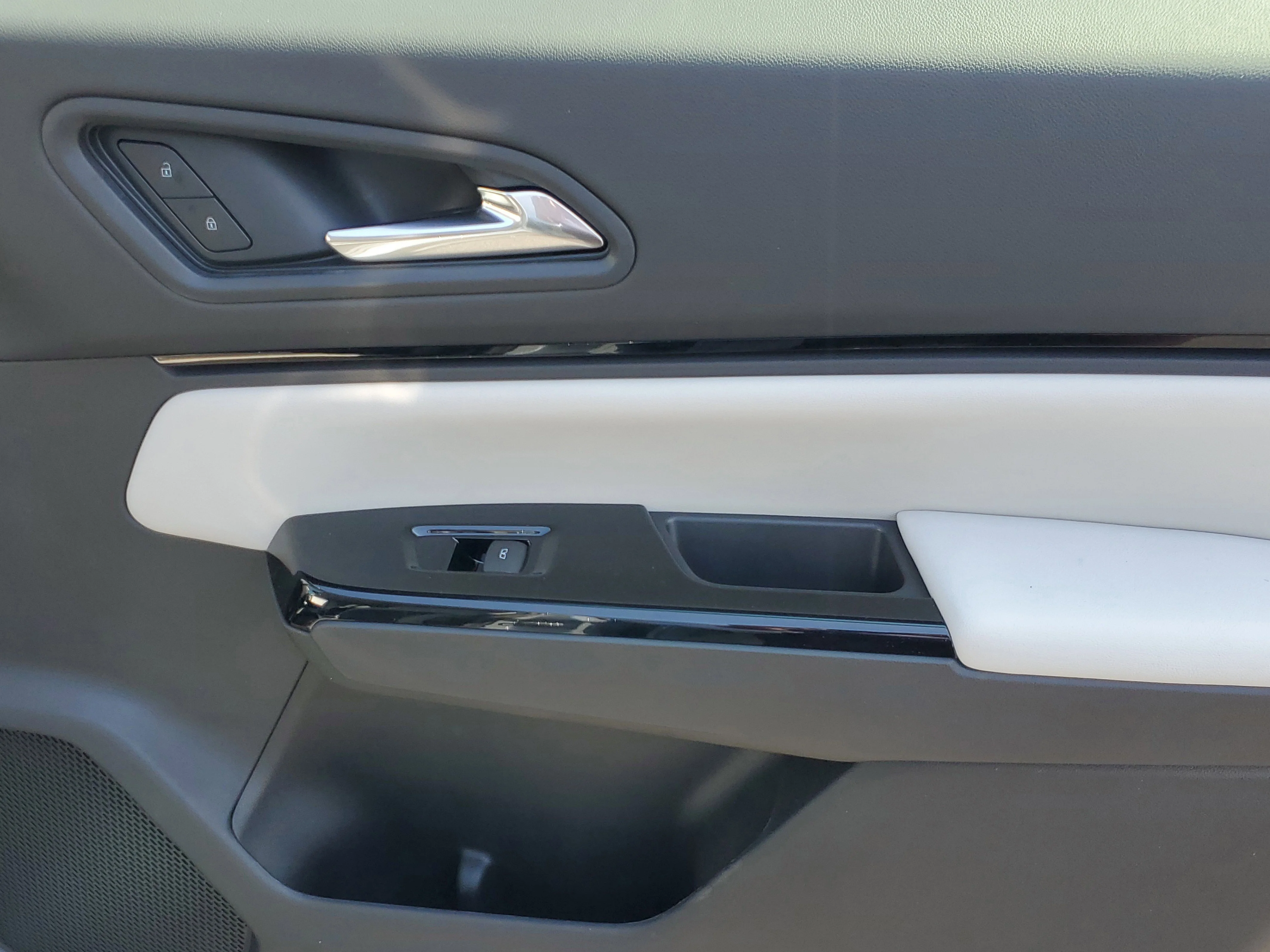 2026 Honda Prologue Touring - Photo 12