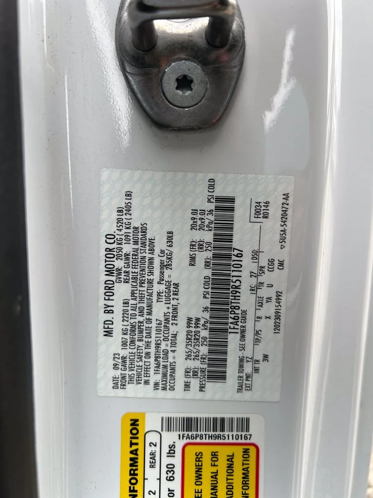 Used 2024 White Ford EcoBoost Premium image 28
