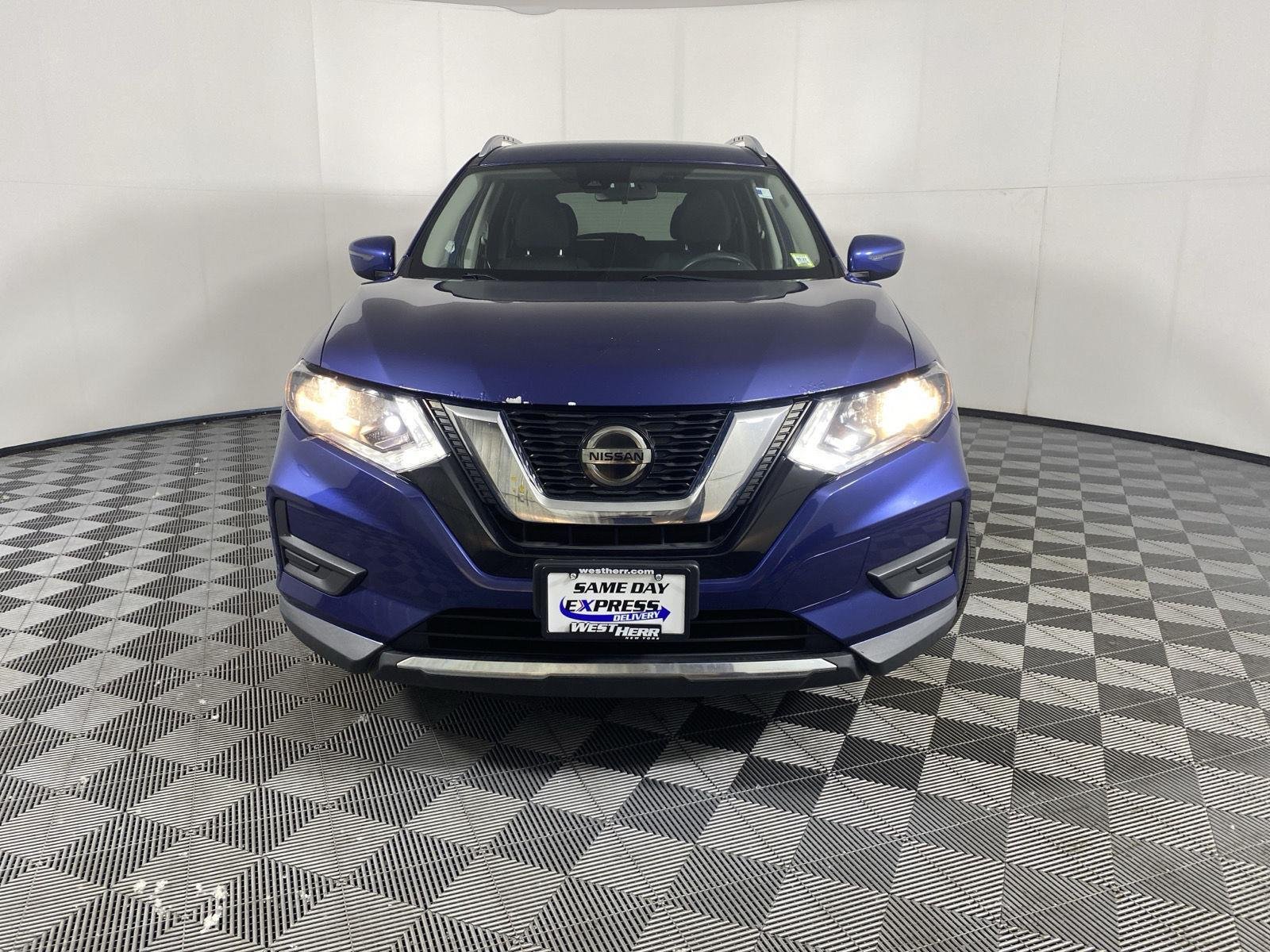 Used 2019 Caspian Blue Metallic Nissan SV image 2