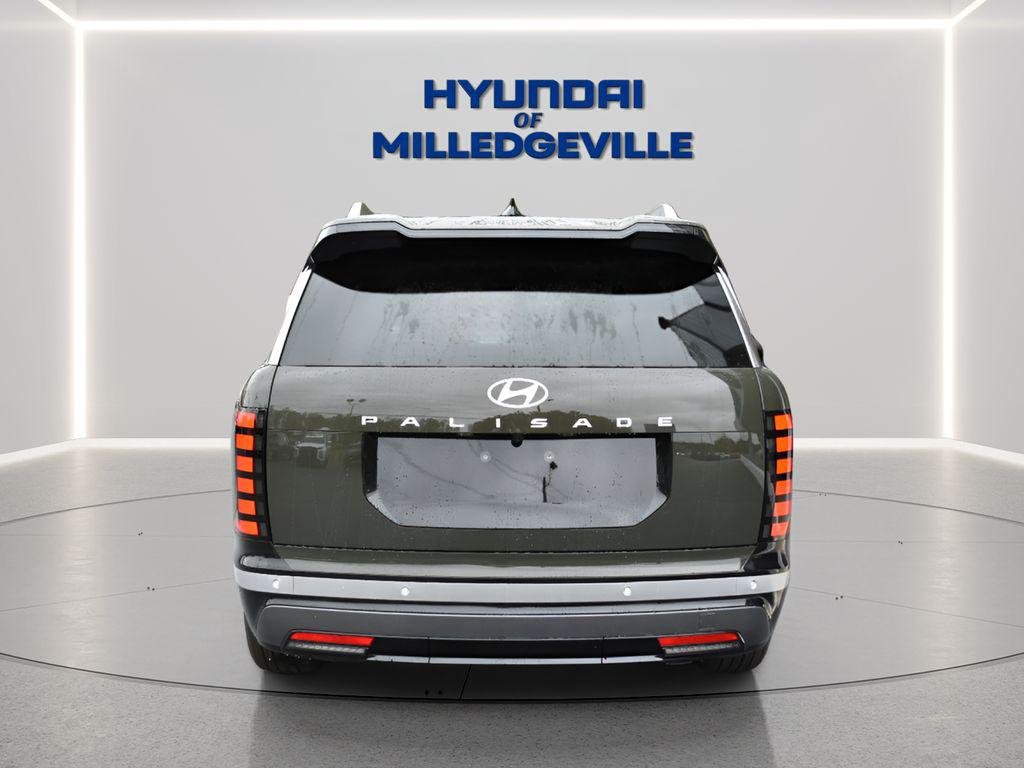 New 2026 Titan Charcoal Pearl Hyundai Limited FWD image 4