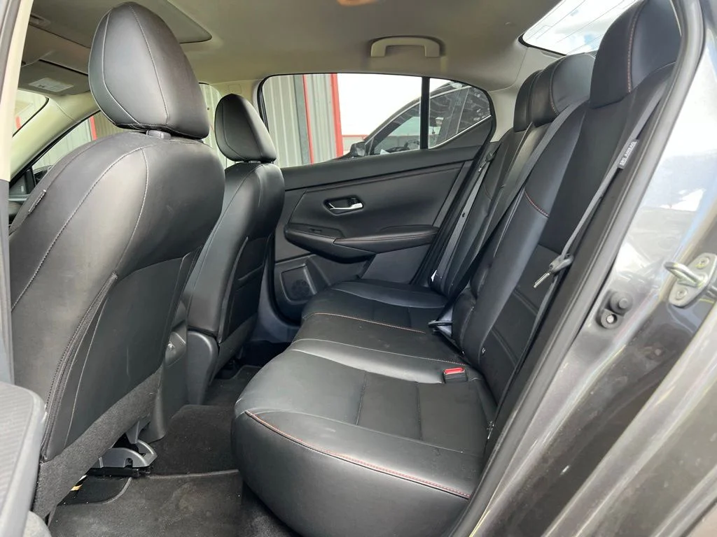 Used 2025 Gray Nissan SR image 17