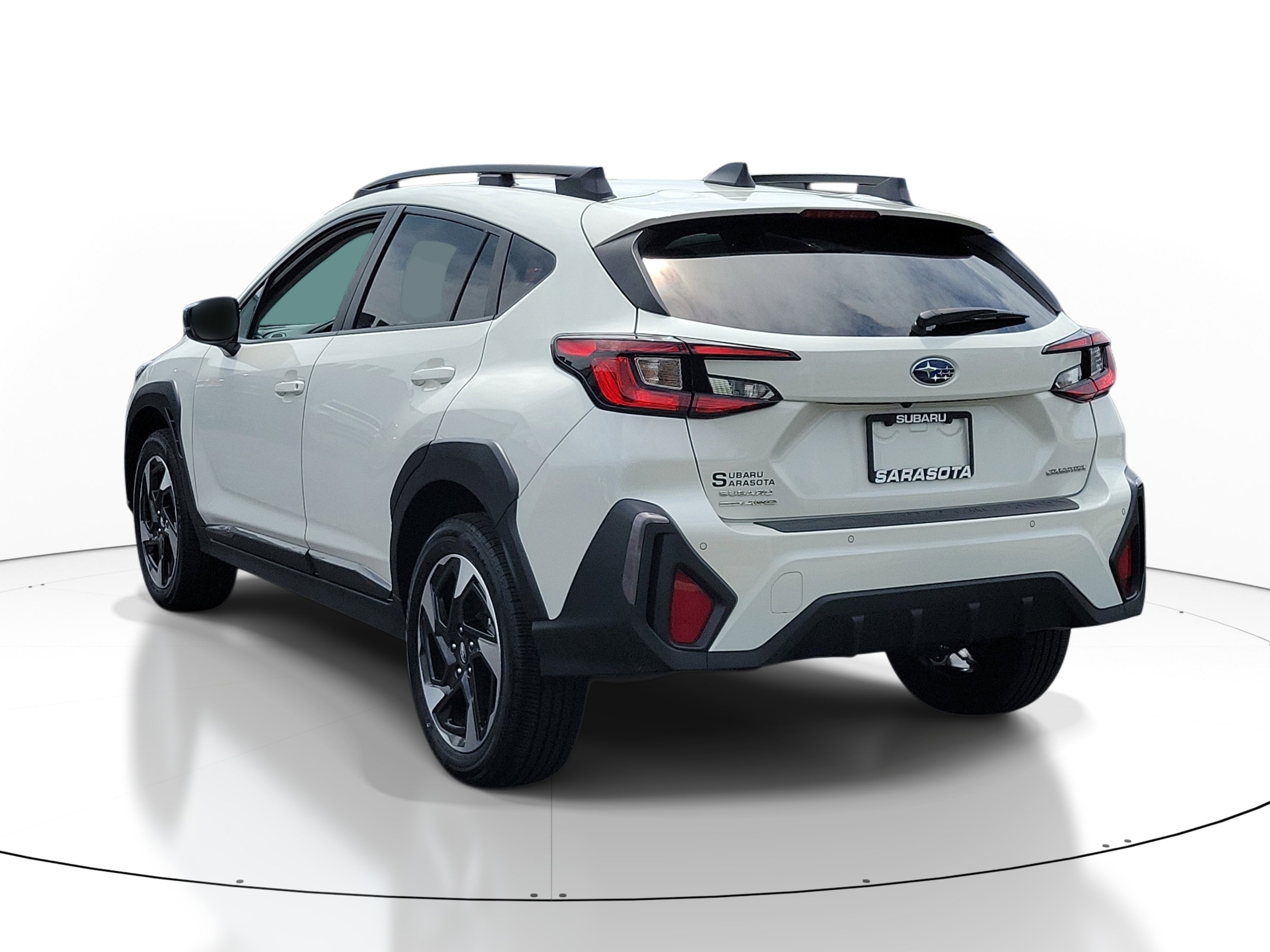 Used 2024 Crystal White Pearl Subaru Limited image 3