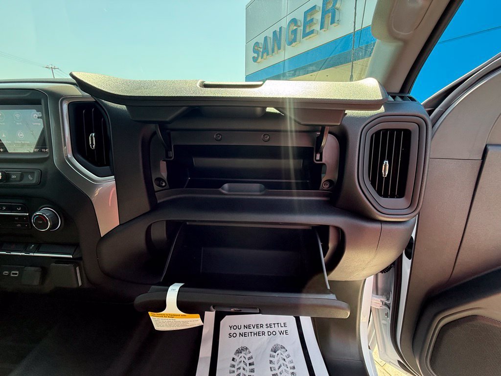 2026 Chevrolet Silverado 3500 HD Chassis Cab Work Truck view 21