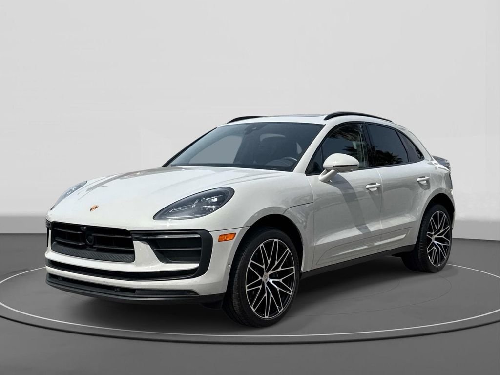 2024 Porsche Macan Base