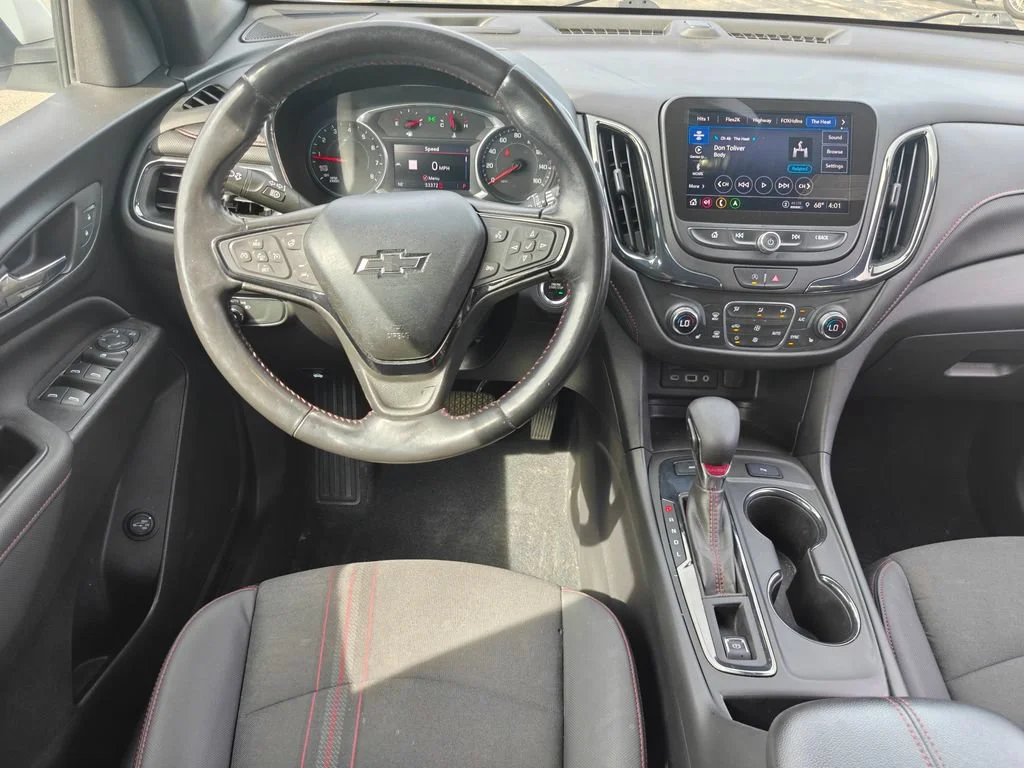 Used 2022 Summit White Chevrolet RS image 24