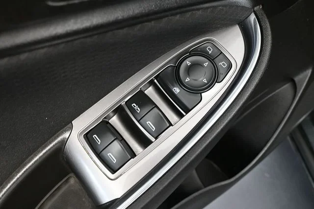 Used 2016 Gray Chevrolet LT image 19