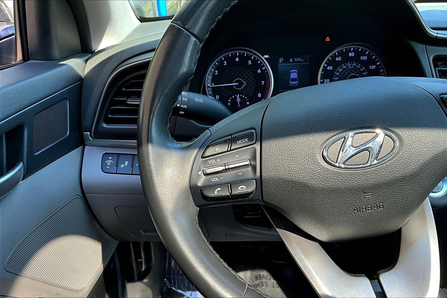 Used 2020 Black Hyundai Value Edition image 11