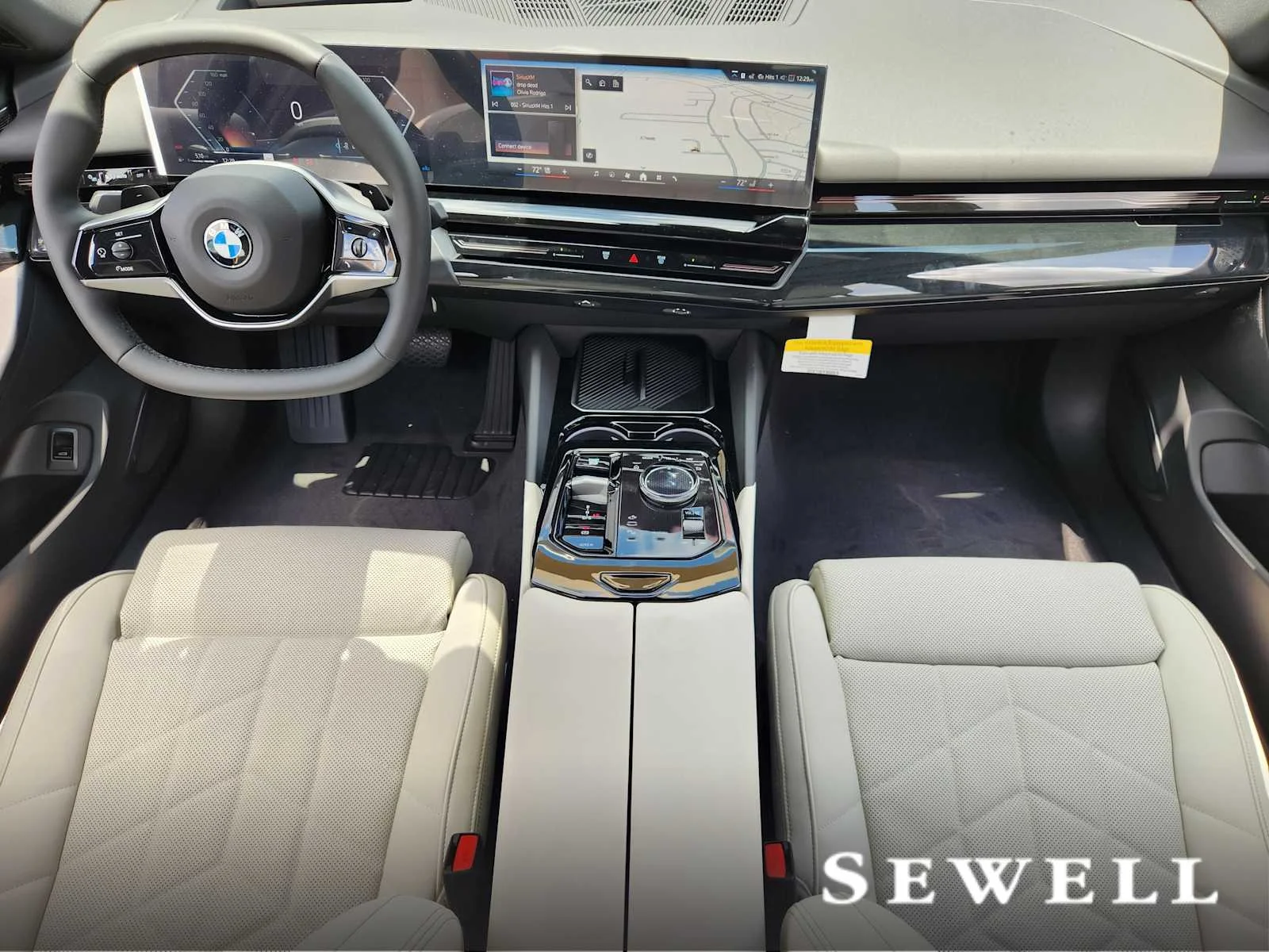 New 2026 Phytonic Blue Metallic BMW 530i image 6
