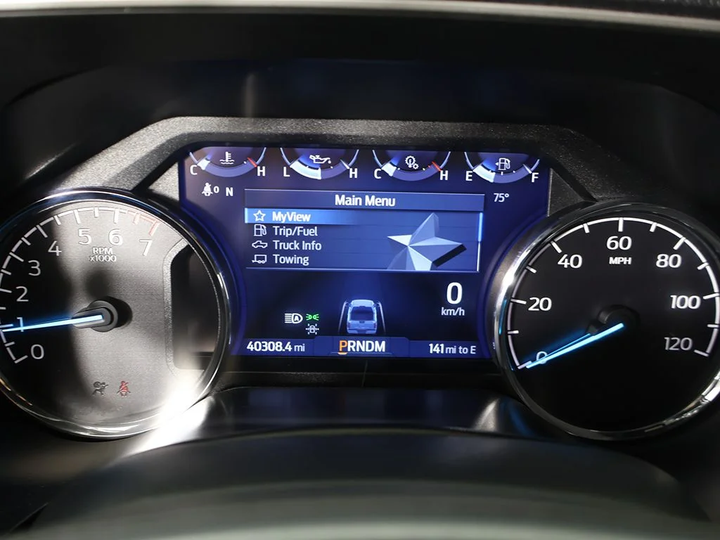 Used 2023 Oxford White Ford XLT image 40