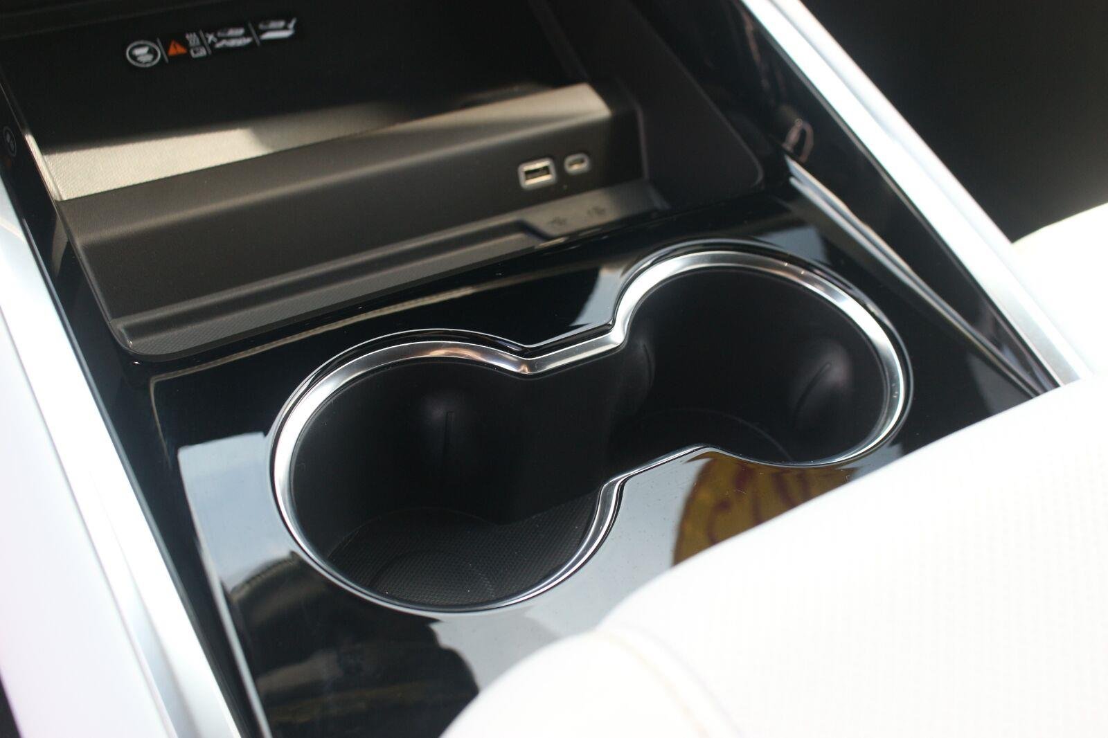 Used 2025 Black Chevrolet Premier image 24