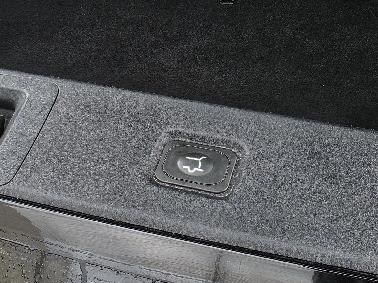 Used 2025 Agate Black Ford Active image 34