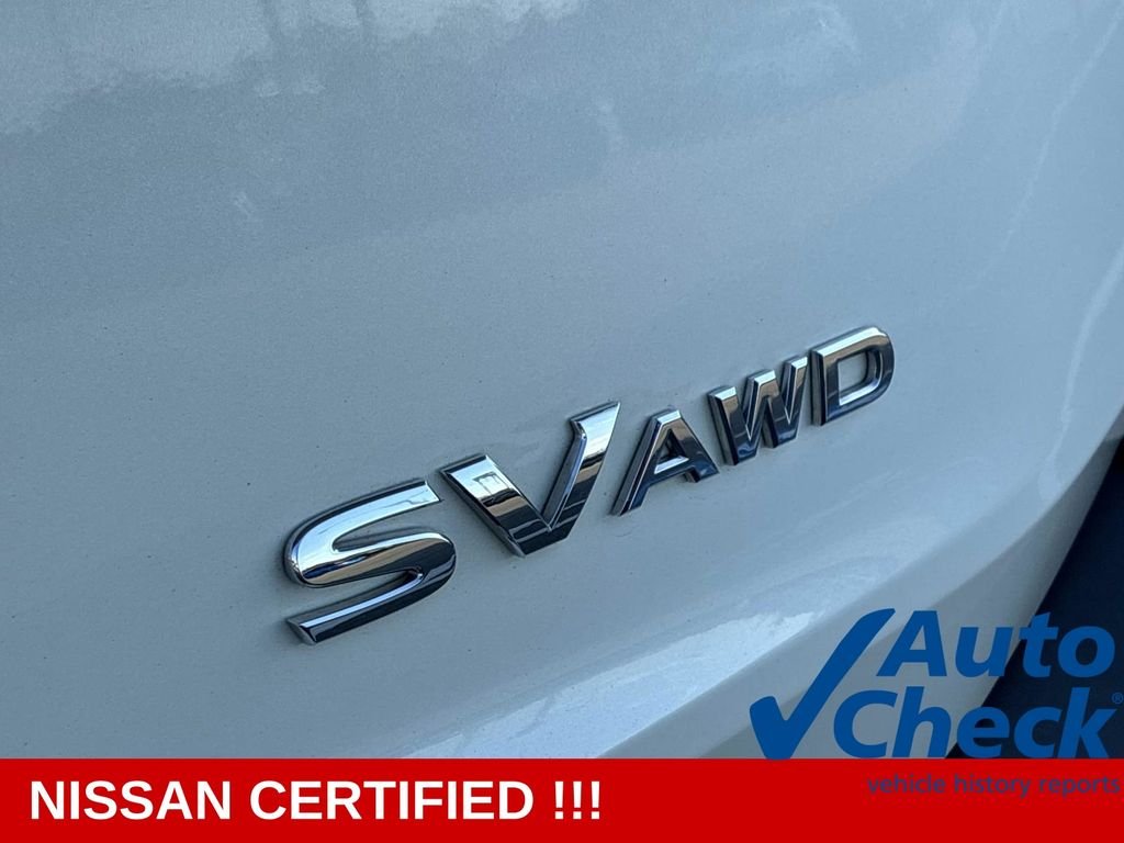 Used 2023 White Nissan SV image 12