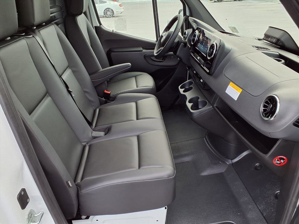 New 2026 Arctic White Mercedes-Benz Cargo 144 WB image 16