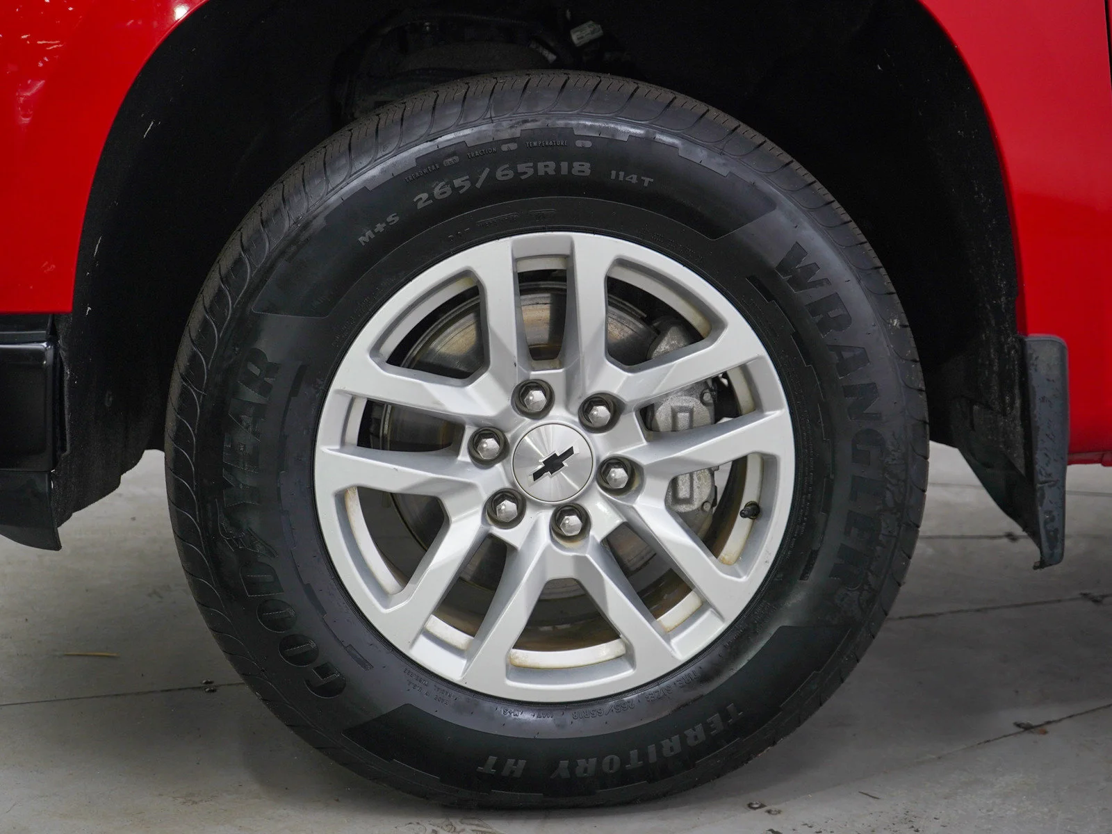 Used 2021 Red Hot Chevrolet RST image 30