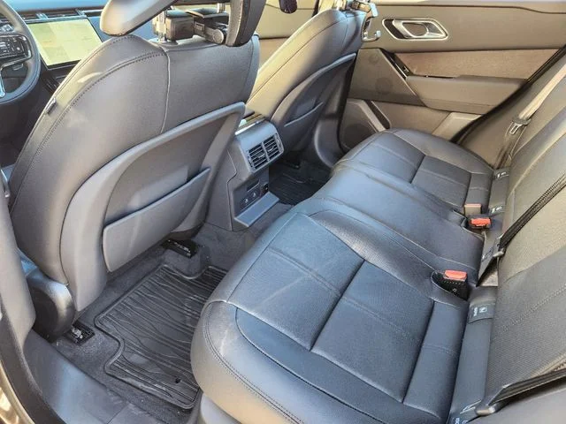 Used 2025 Black Land Rover Dynamic SE image 28