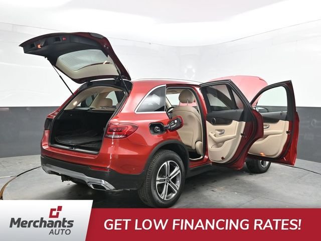 Used 2022 Red Mercedes-Benz GLC 300 image 54