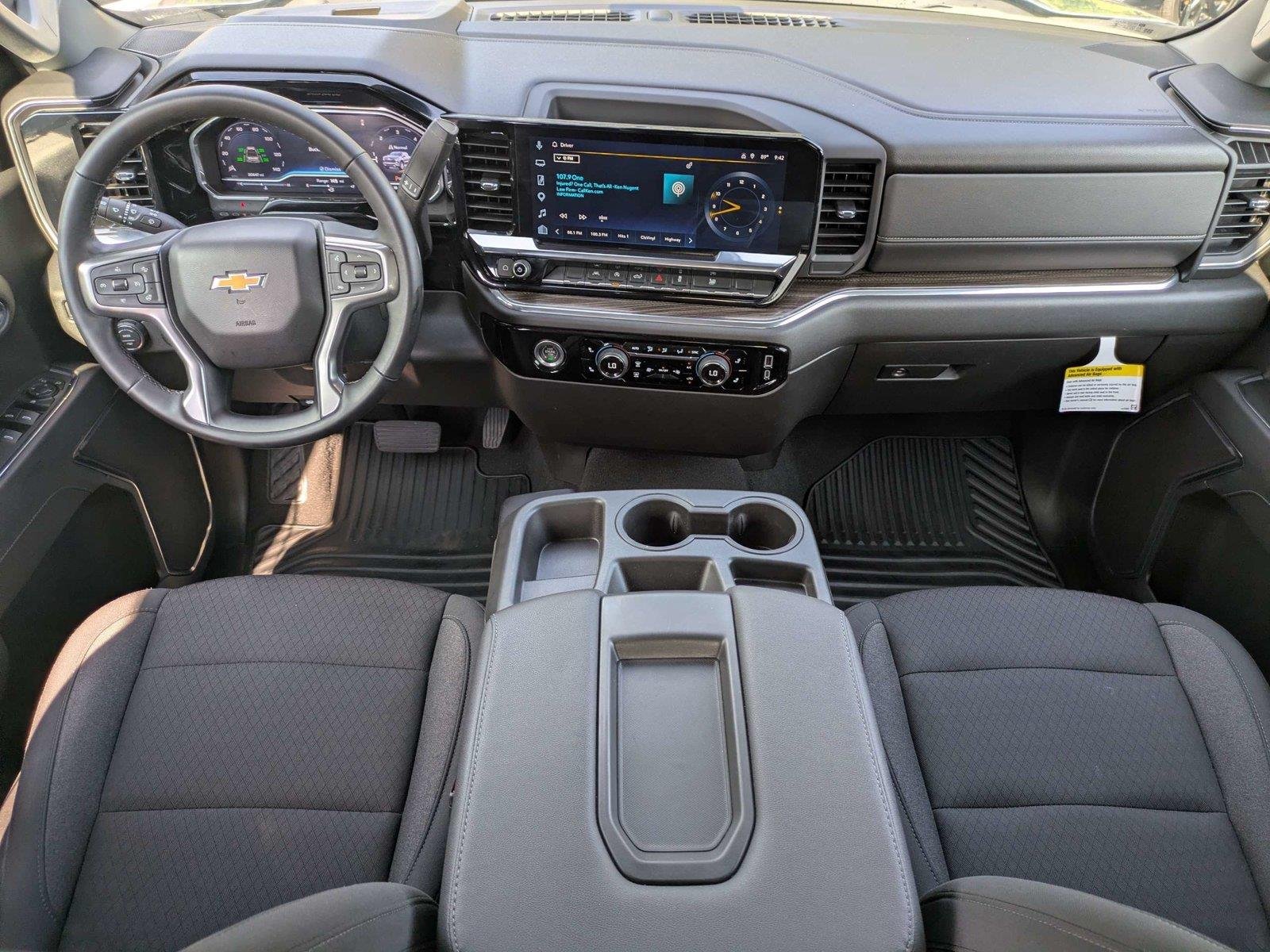 Used 2023 Black Chevrolet LT image 17