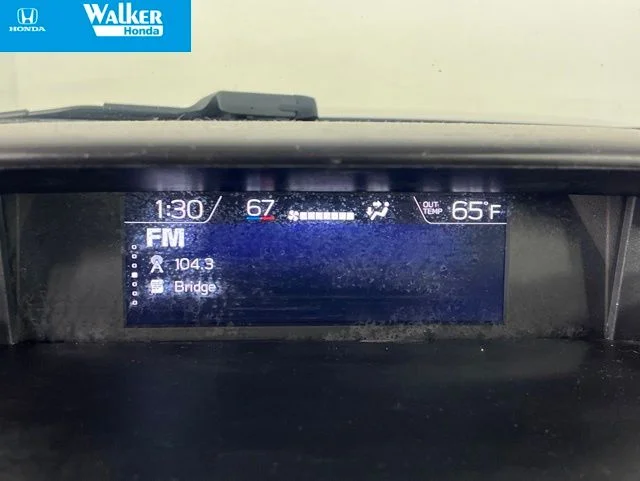Used 2020 Crystal Black Silica Subaru Premium image 26