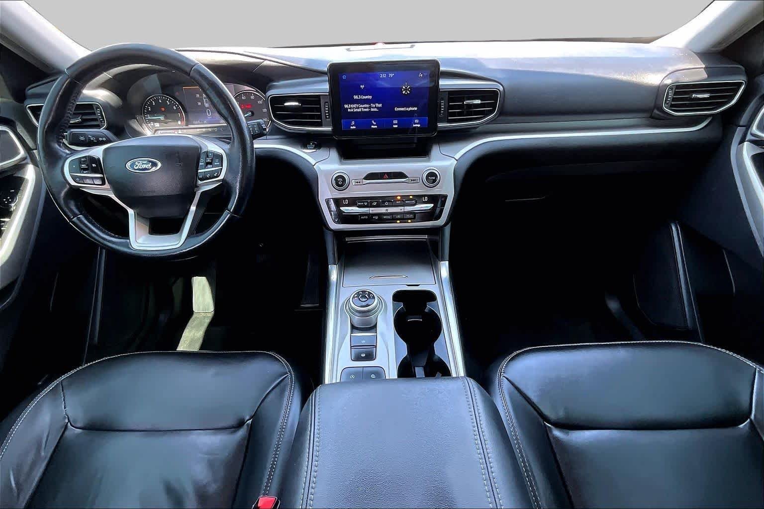 Used 2021 Agate Black Ford XLT image 16