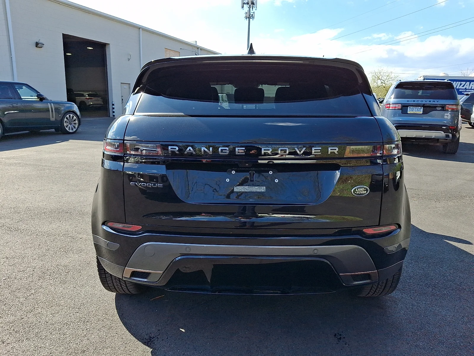Certified Used 2023 Santorini Black Metallic - 1AG Land Rover R-Dynamic SE image 5