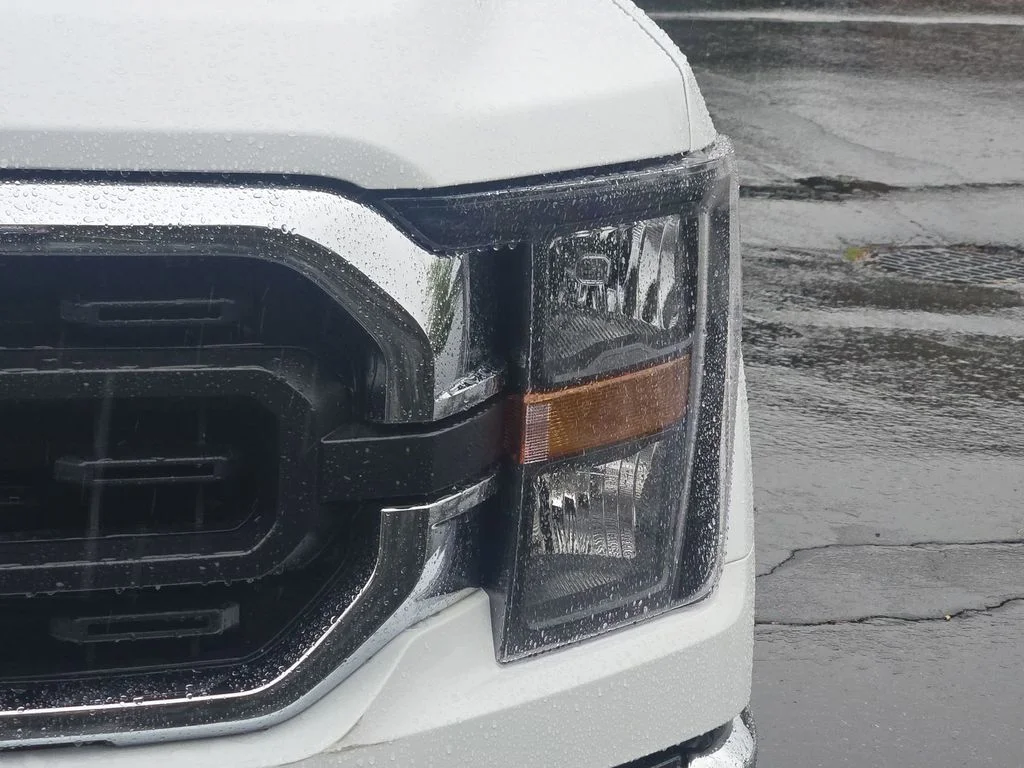 Used 2023 White Ford XLT image 16