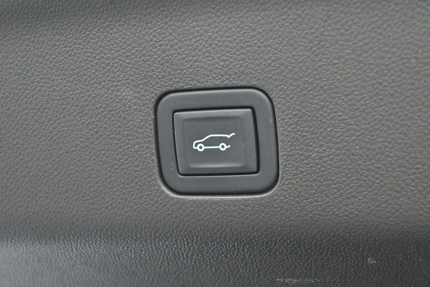 Used 2024 Sterling Gray Metallic Chevrolet Z71 image 11