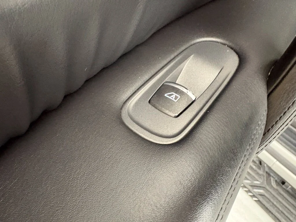 Used 2024 Silver Nissan SL image 36