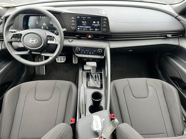 New 2026 White Hyundai SEL Sport image 9