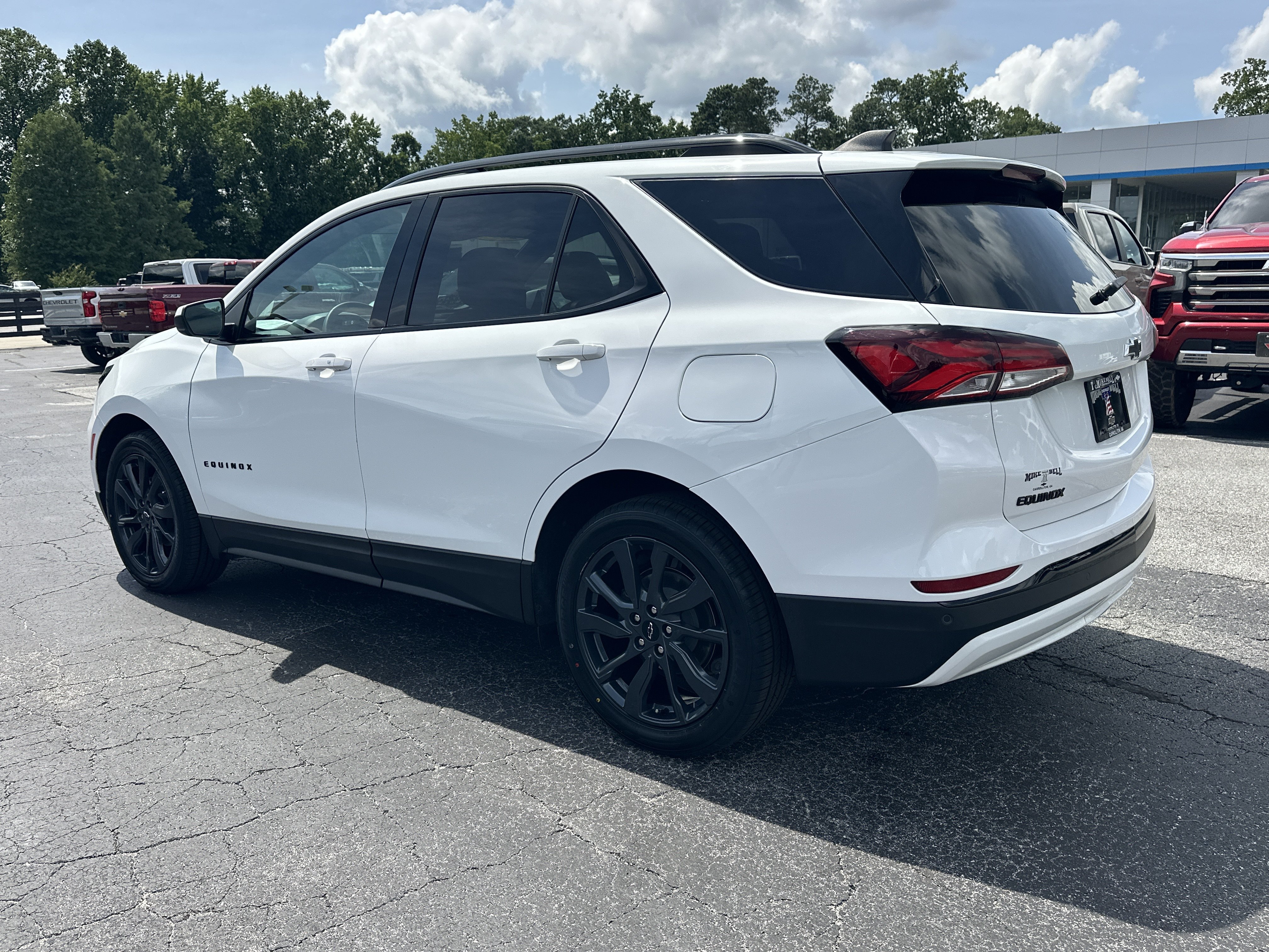 Used 2024 Summit White Chevrolet RS image 6