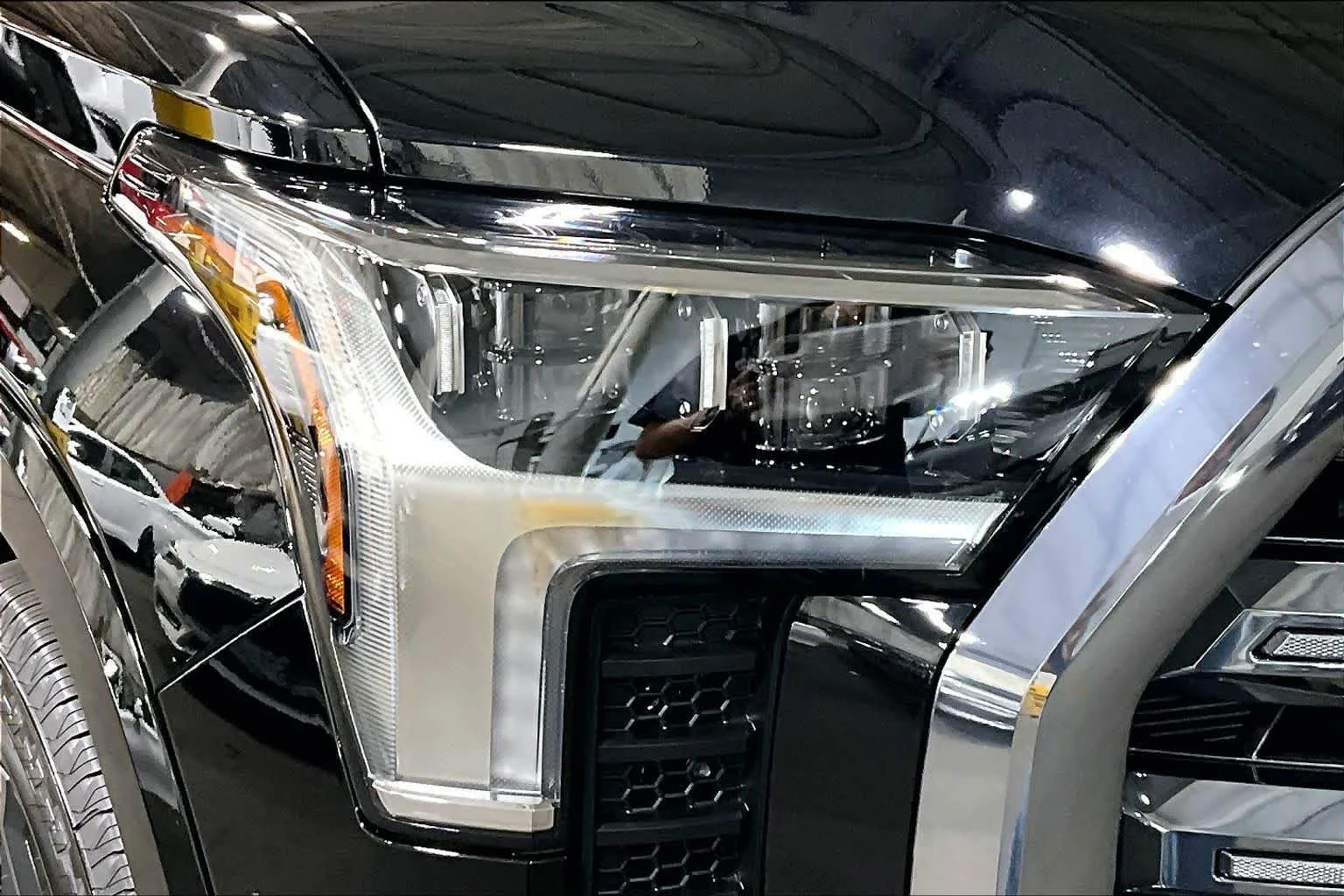 2026 Toyota Tundra Platinum - Photo 28