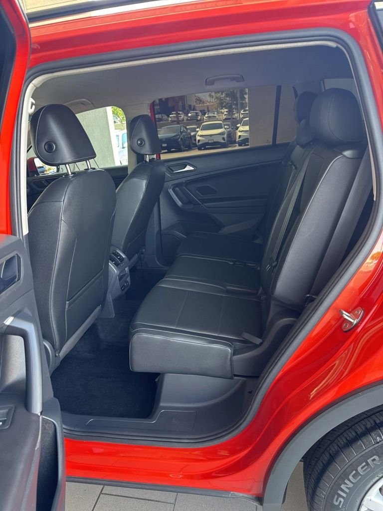 Used 2019 Orange Volkswagen  image 9