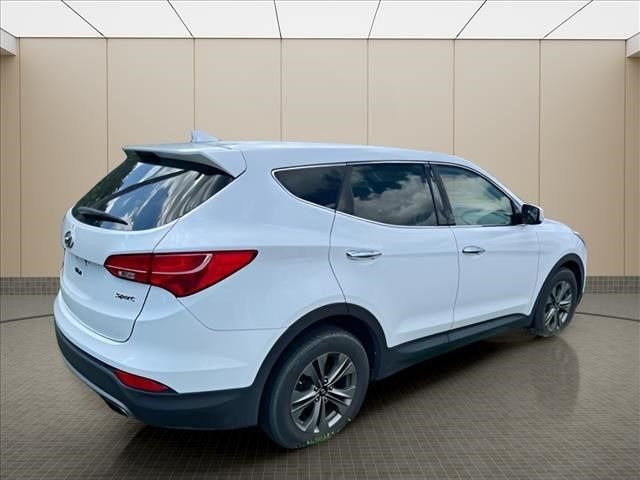 Used 2016 White Hyundai 2.4 Base image 17