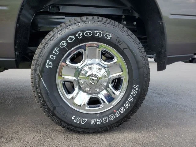 New 2026 Granite Crystal Metallic Clear-Coat Exterior Paint RAM Tradesman image 9