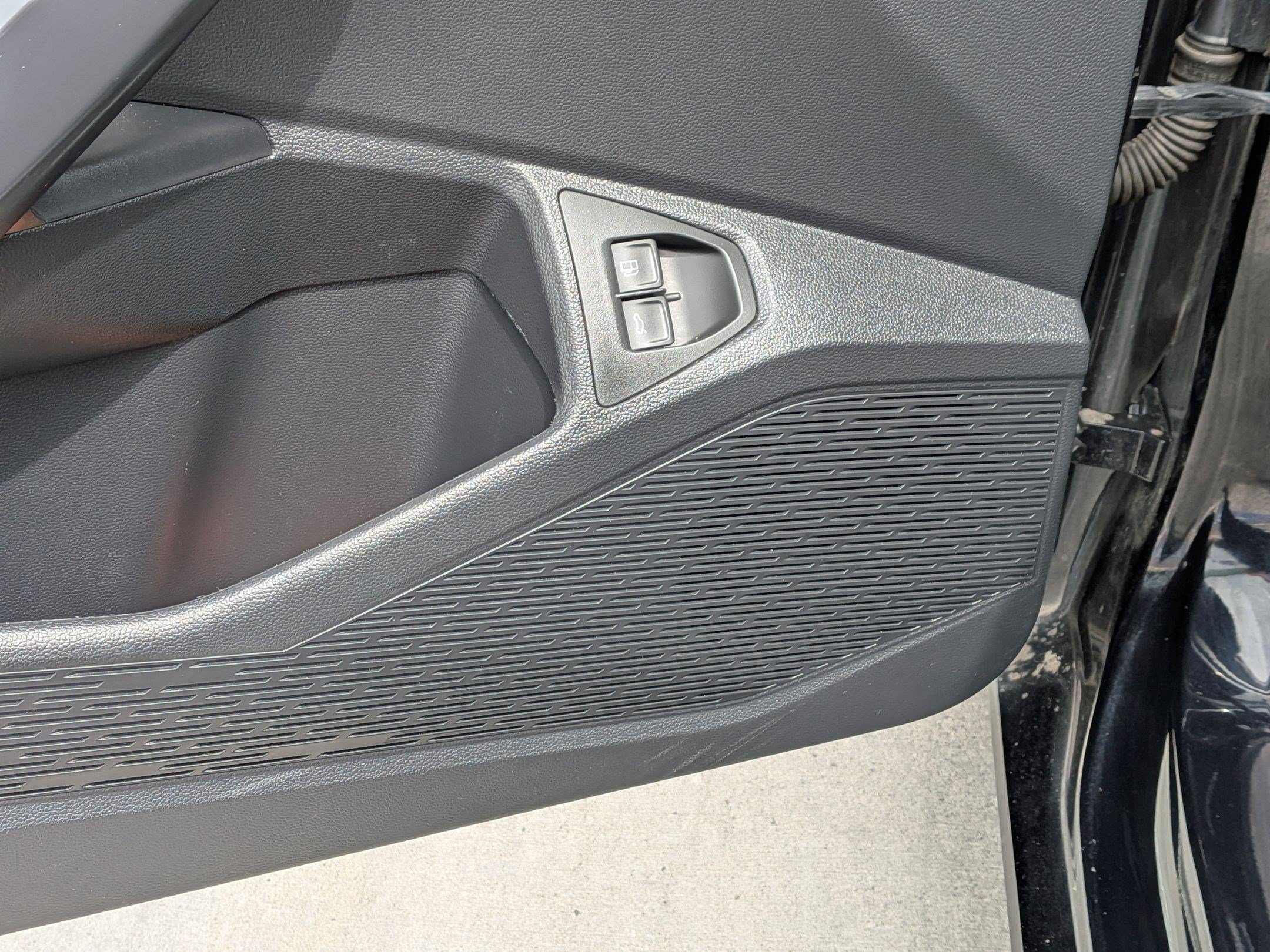 Used 2022 Deep Black Pearl Volkswagen Sport image 14