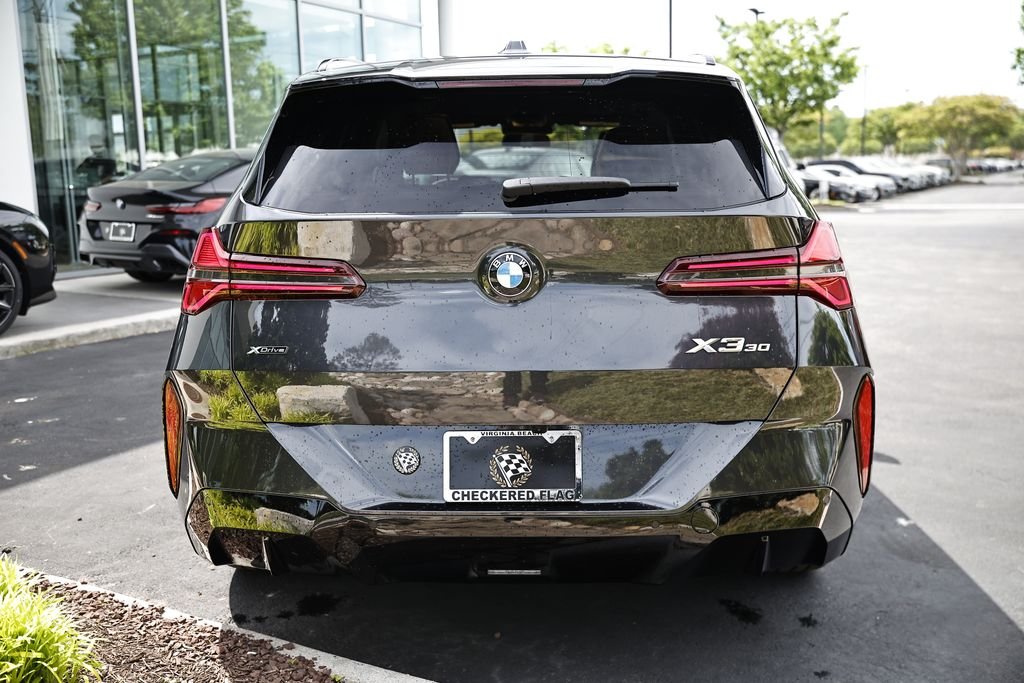 New 2026 Dark Graphite Metallic BMW 30 xDrive image 6