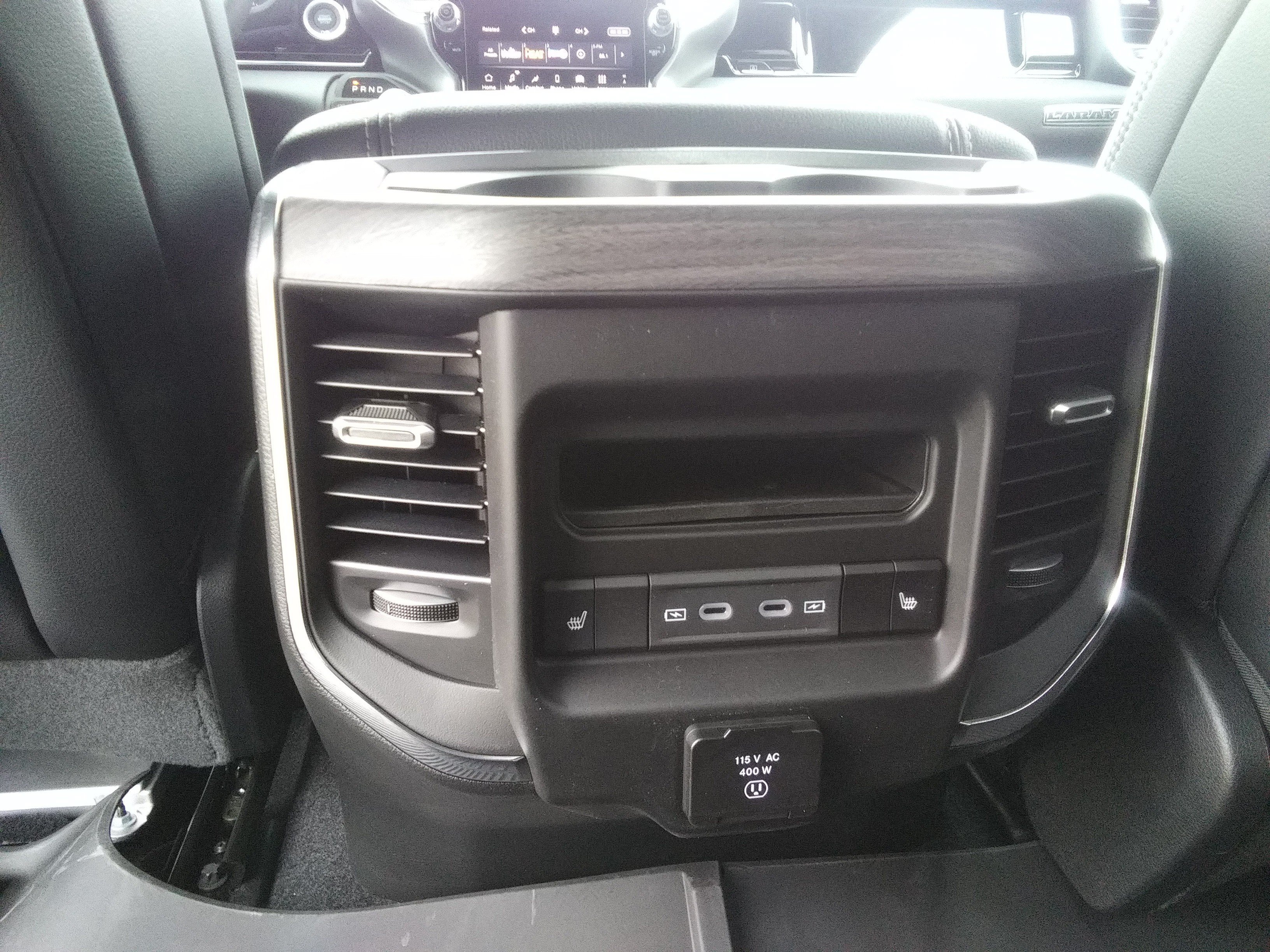 New 2026 Diamond Black Crystal Pearl-Coat Exterior Paint RAM Laramie image 12