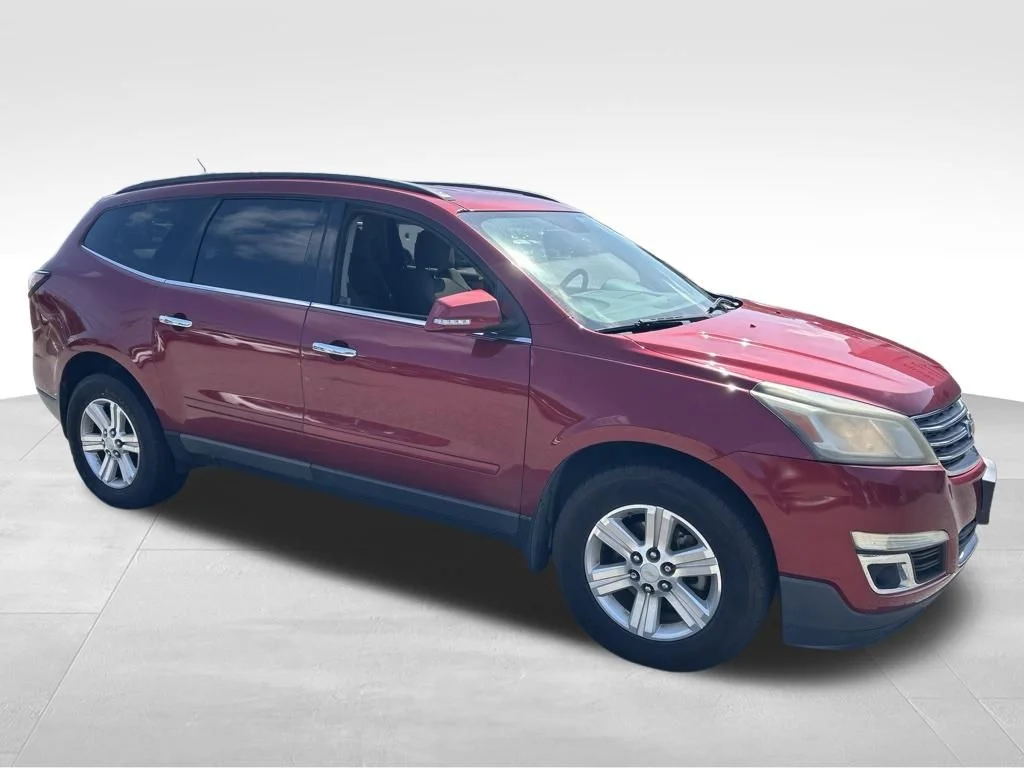 Used 2014 Red Chevrolet LT image 8