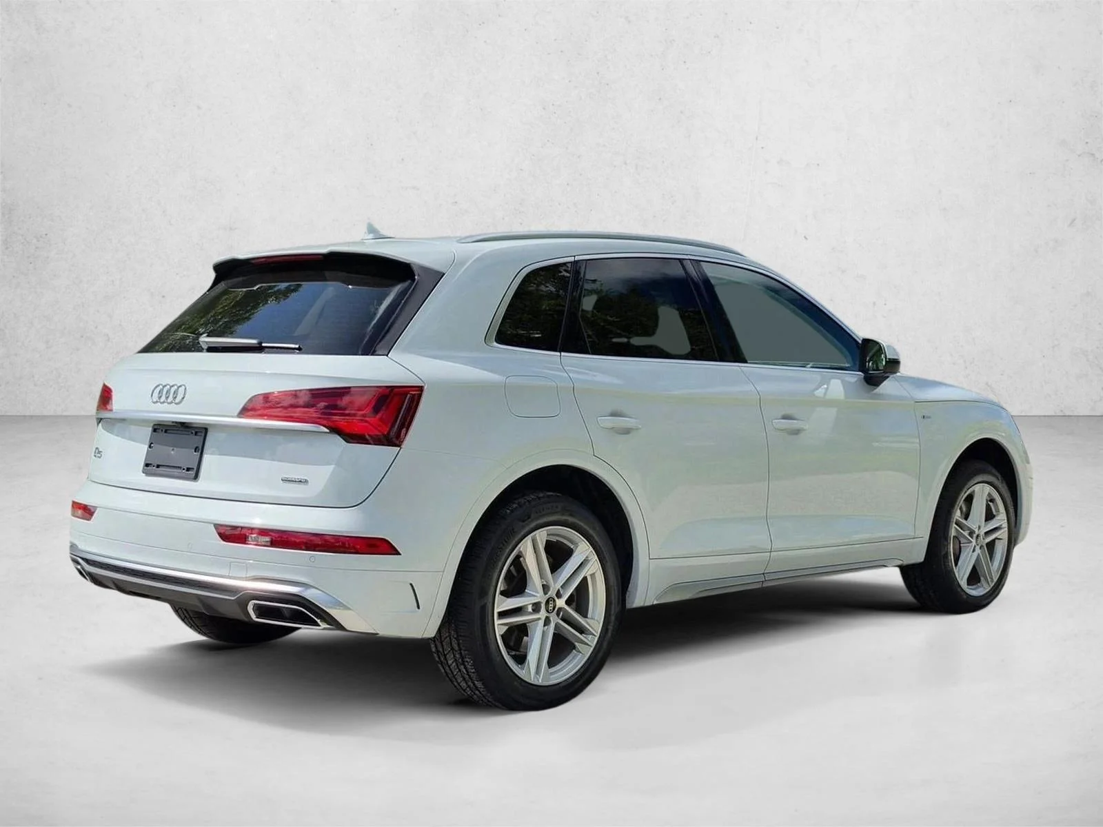 Used 2021 Glacier White Meta Audi Premium Plus image 5