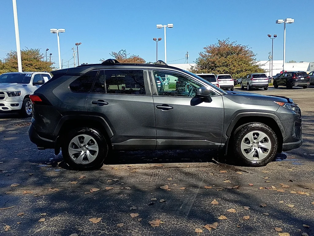 Used 2020 Magnetic Gray Metallic Toyota LE image 2