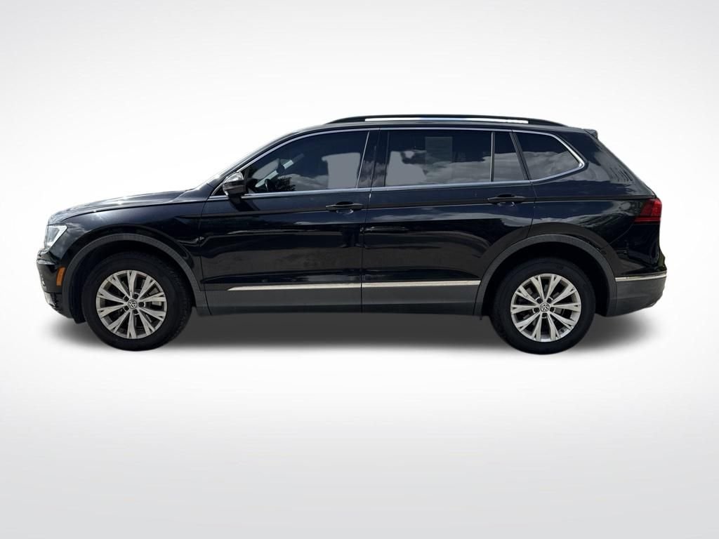 Used 2018 Black Volkswagen 2.0T SE image 8