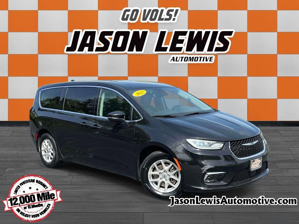 Used 2023 Brilliant Black C Chrysler Touring L image 1