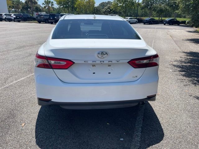 Used 2020 White Toyota LE image 7