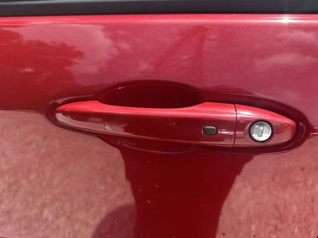 Used 2019 Red Jeep Latitude image 49