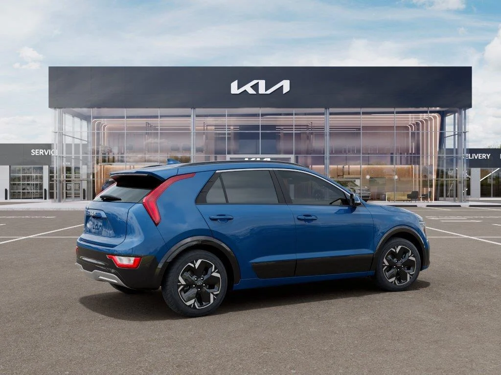 New 2026 Mineral Blue Kia Wind image 6