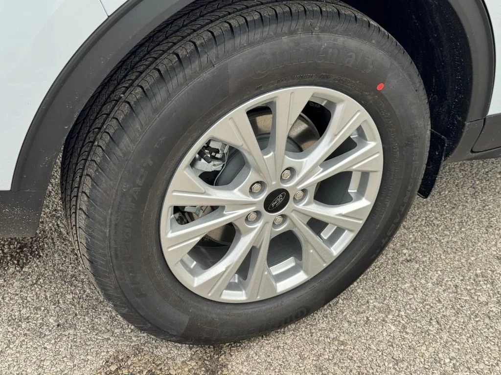 New 2026 Space Silver Metallic Ford Active® image 4