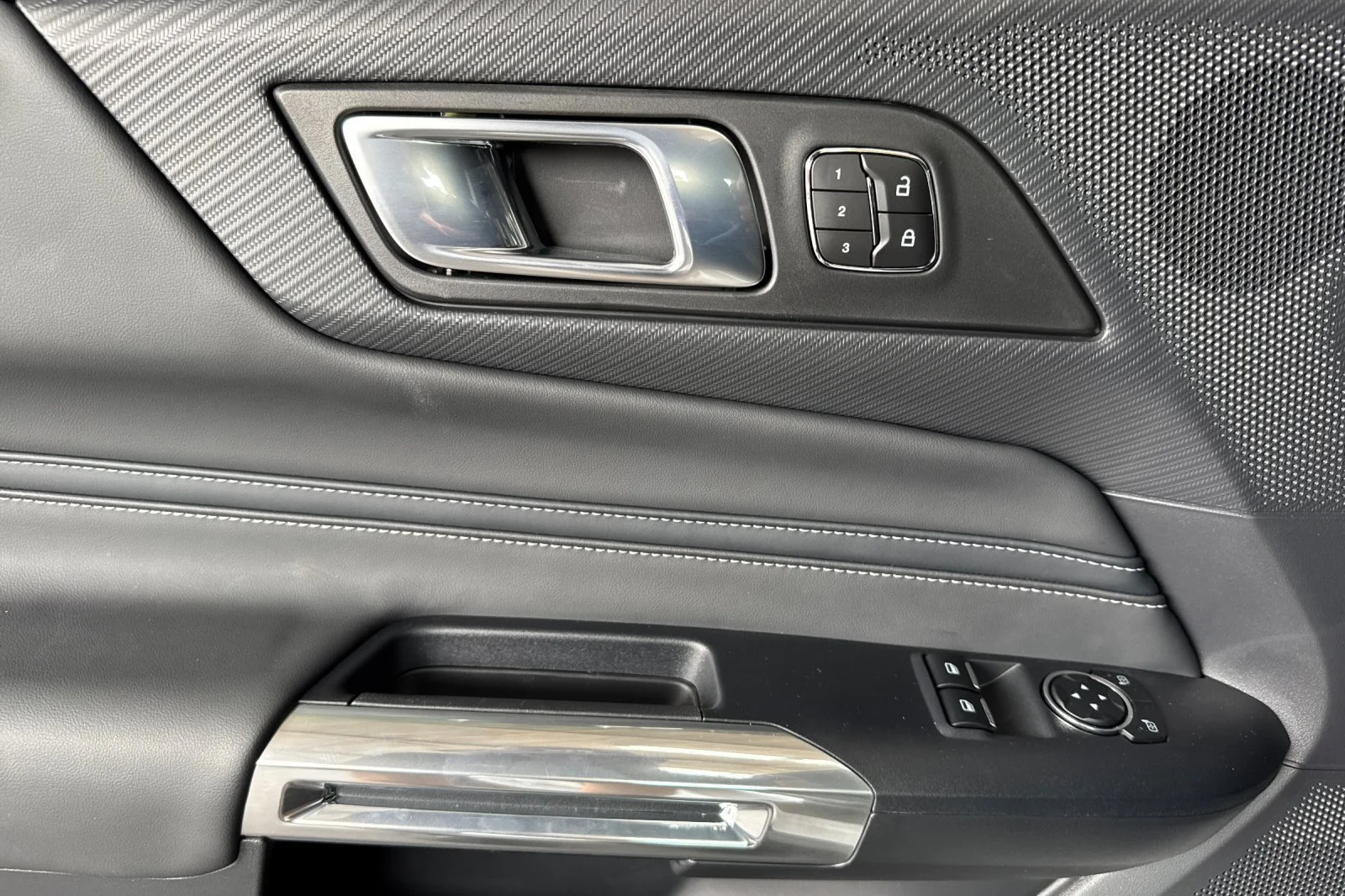 2026 Ford Mustang GT Premium Fastback - Photo 14