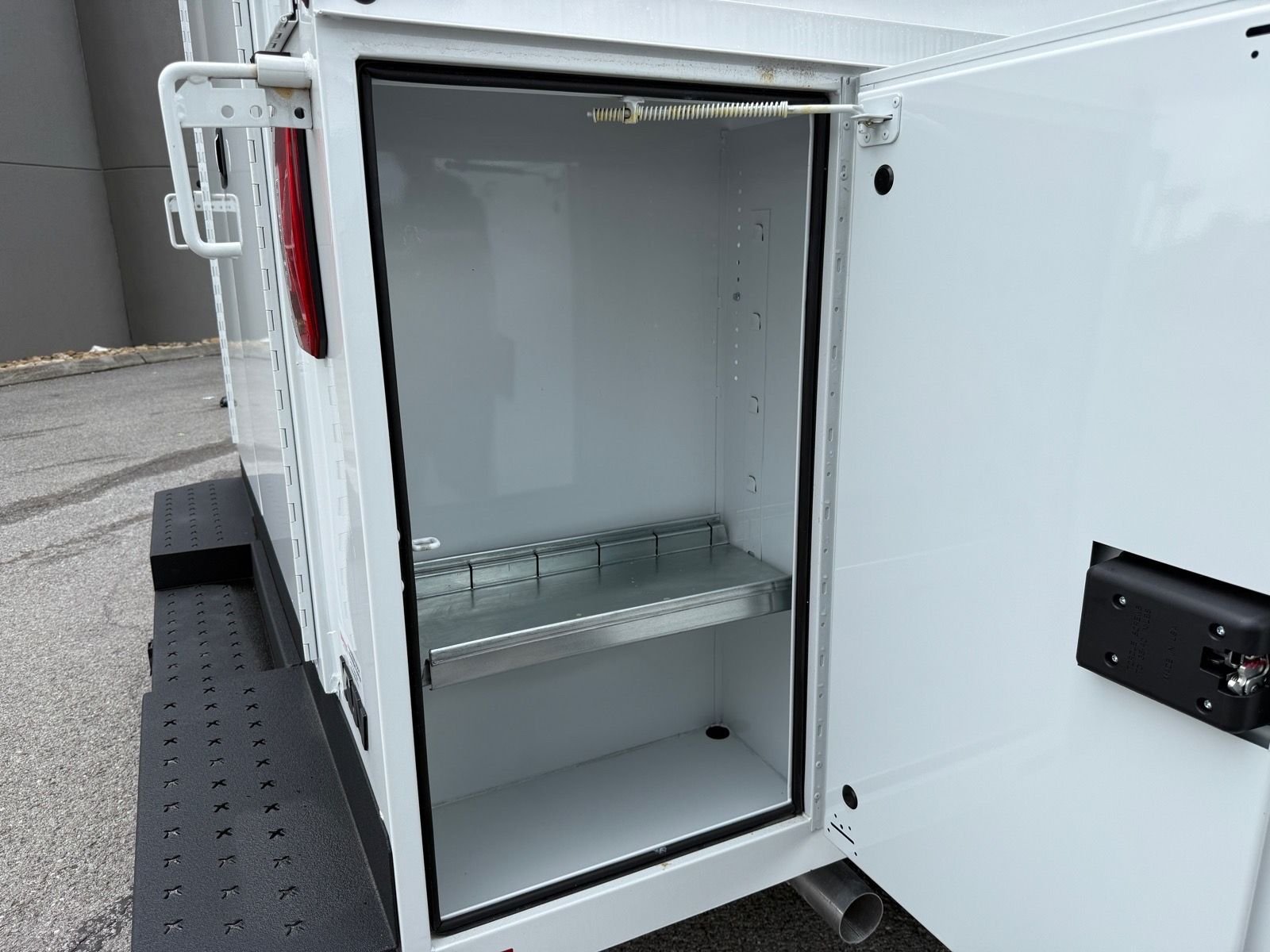 2026 Ford E-Series Cutaway Base - Photo 39