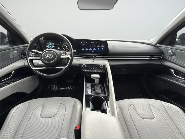 Certified Used 2023 Black Hyundai Limited image 9