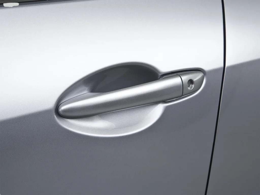 Used 2010 Silver Mazda i Sport image 21
