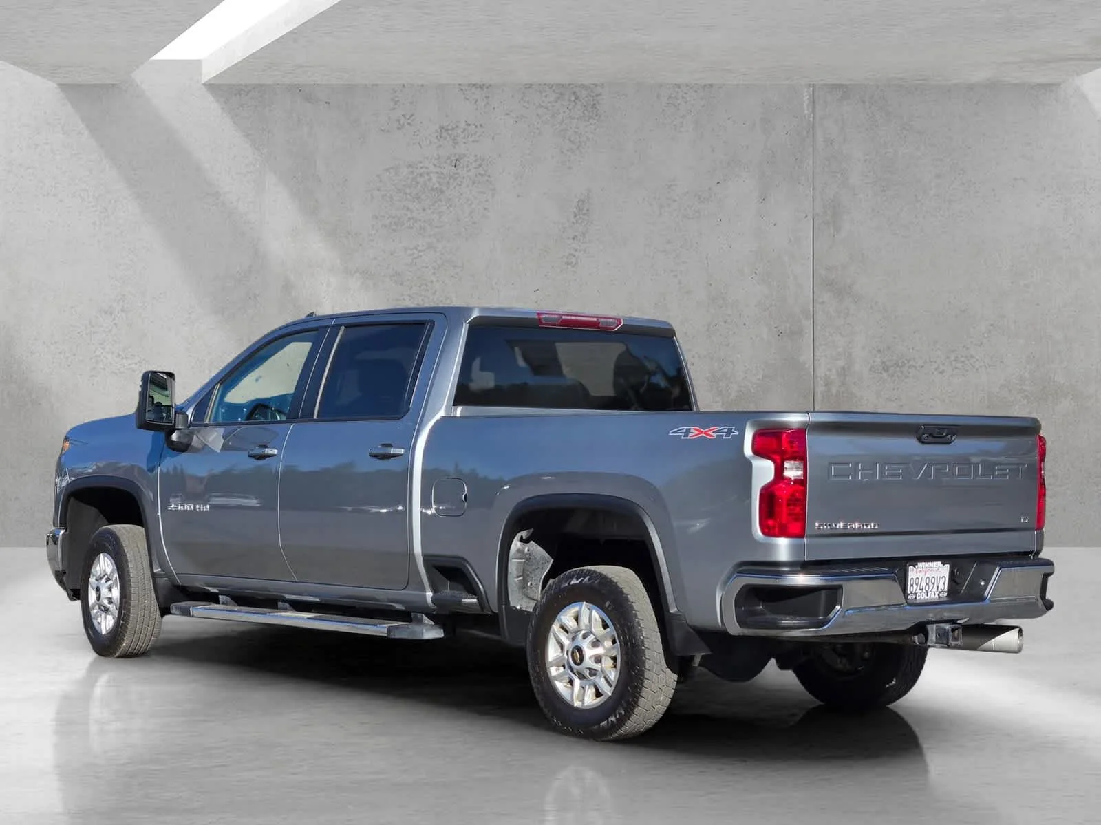 Used 2024 Sterling Gray Metallic Chevrolet LT image 6
